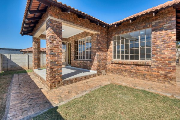 Guide Ultime sur la Sécurité Piscine : Réglementations Essentielles et Conseils Pratiques